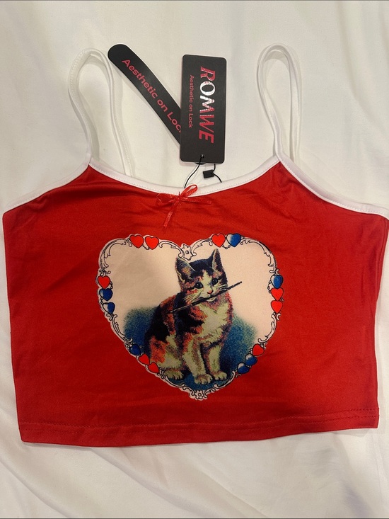 ROMWE Tops - NWT Cute kitten crop top red small